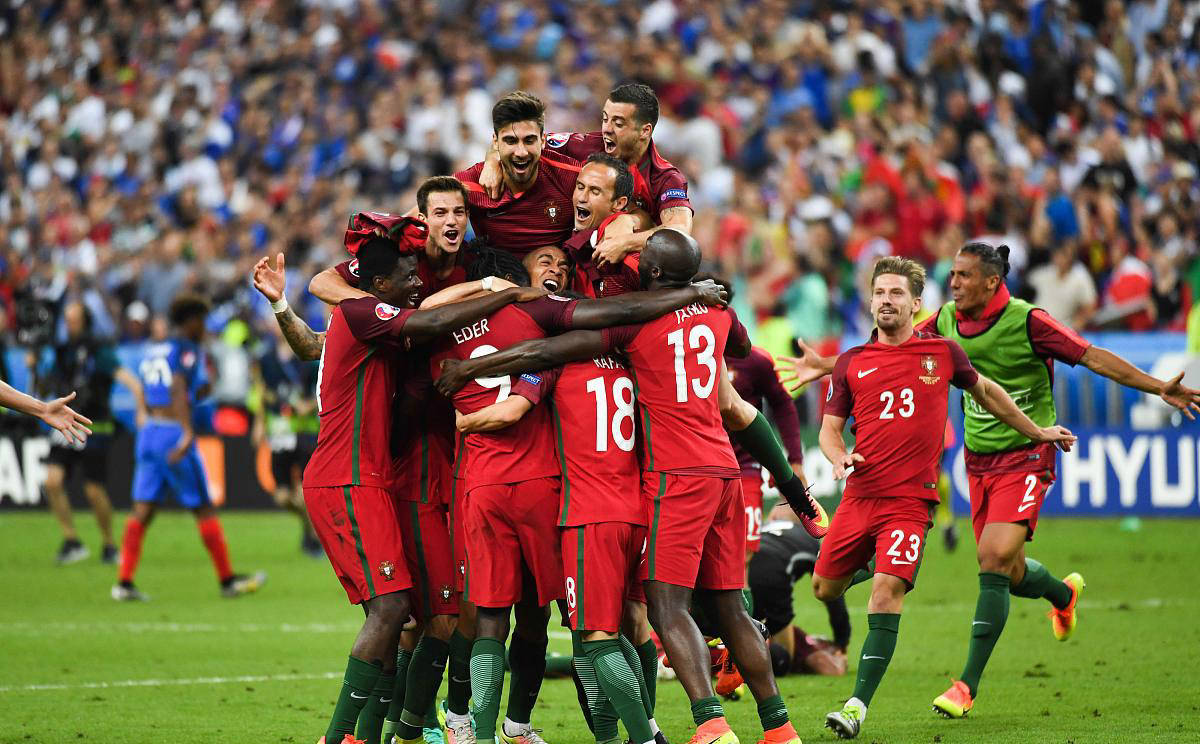 乐鱼app-黄金时刻：欧国联比赛冠军登上巅峰