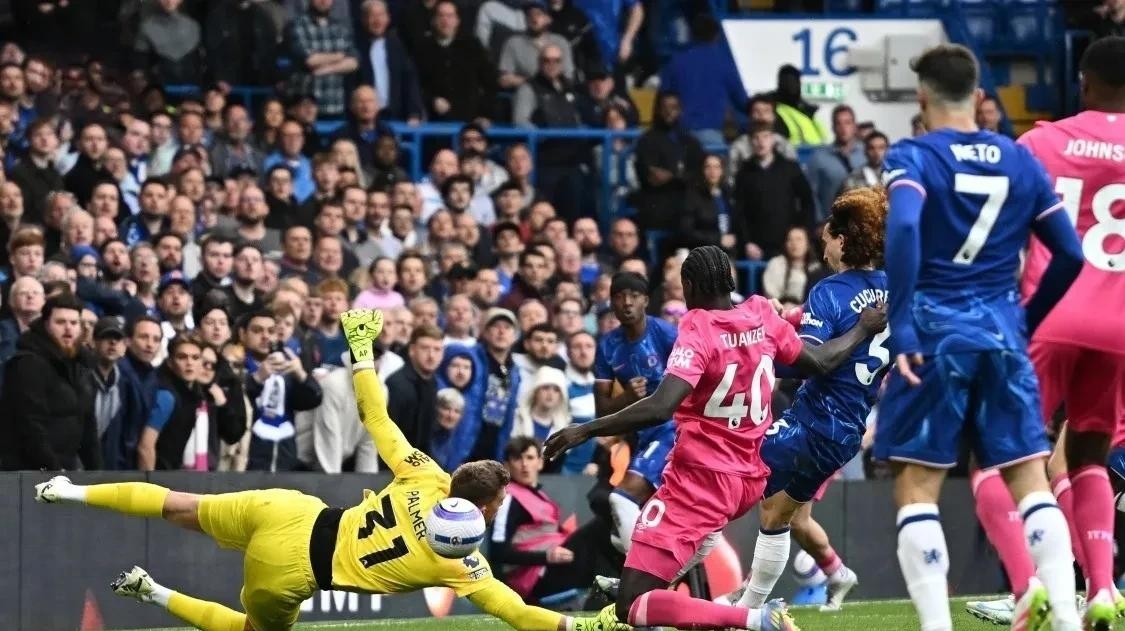 热刺遭遇连败，战绩下滑，欧冠资格岌岌可危！