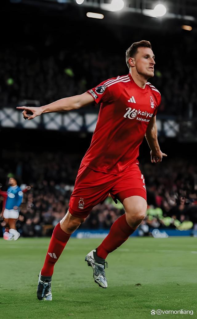 布莱顿队员力压对手，获得宝贵胜利的简单介绍