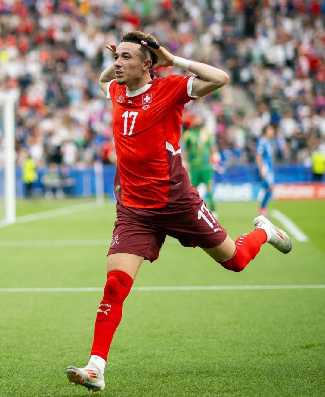 乐鱼官方网站-瑞士队技高一筹，巴塞尔赛场倾巢出动