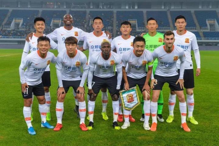 辽宁宏运客场逼平武汉卓尔，两队实力相当的简单介绍