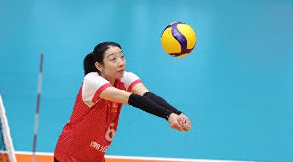 关于希超劲旅大获胜利，迎接半决赛挑战的信息