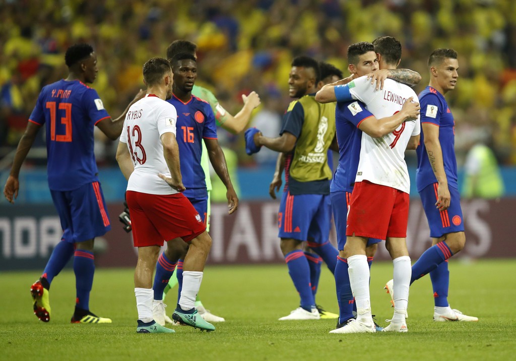 波兰完胜哥伦比亚，卡拉斯科状态火热